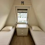 Chalet 'Het Duinhuisje' - 4 Personen - Huisdier Toegelaten *