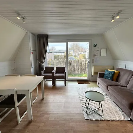 Chalet 'Het Duinhuisje' - 4 Personen - Huisdier Toegelaten * Oostduinkerke