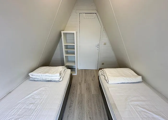 Gezellige In Nieuwpoort 'dunepark' - Opkuis Inbegrepen In De Prijs Chalet Oostduinkerke