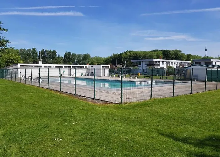Chalet Gezellige In Nieuwpoort 'dunepark' - Opkuis Inbegrepen In De Prijs