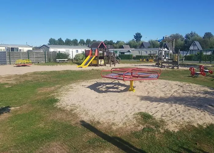 Gezellige In Nieuwpoort 'dunepark' - Opkuis Inbegrepen In De Prijs Chalet Oostduinkerke
